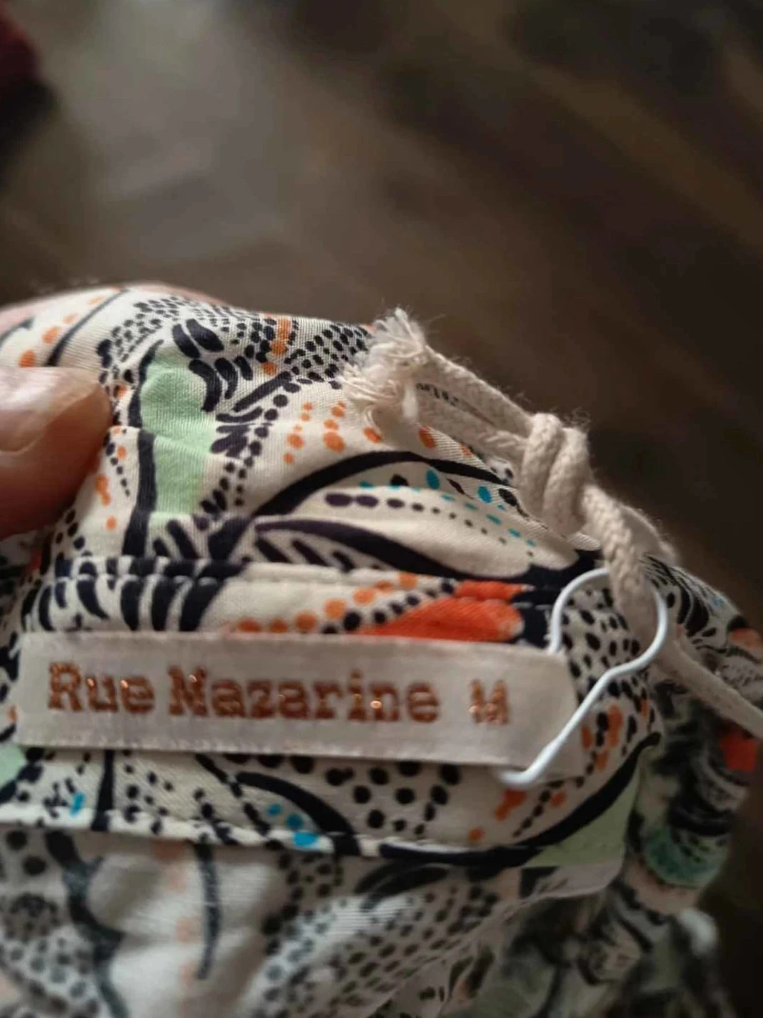 Camisa de mujer con hojas multicolores, rue Mazarine, T38 – photo 6